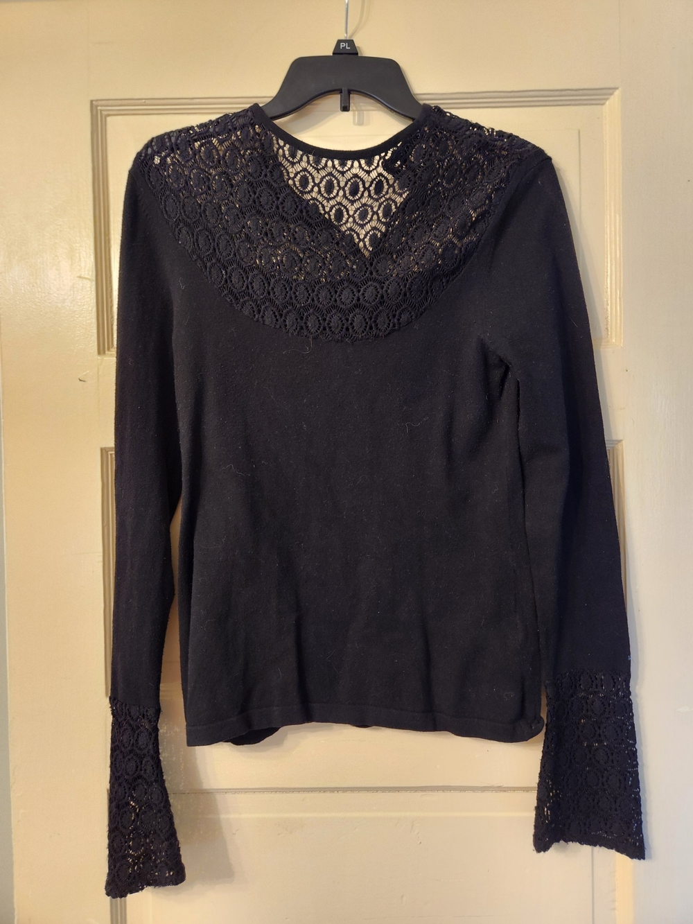 Black Lace Yoke Long-Sleeve Women's Blouse